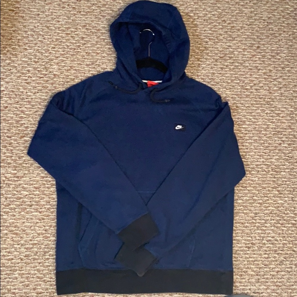 Nike sweatshirt